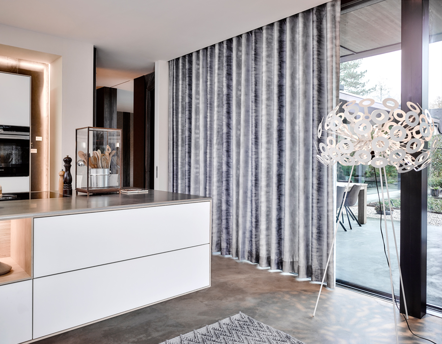 Kobe_boutique_curtains Kobe_boutique_curtains