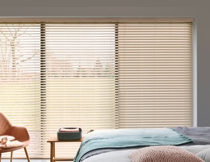 wooden venetian blinds